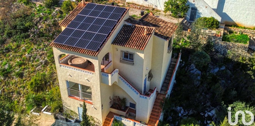 Дом в Валенсия, Испания 3 спальни, 155м2 №153790