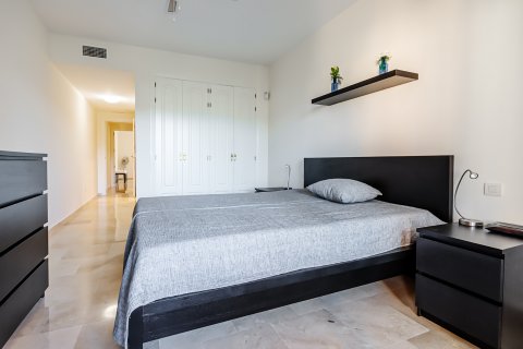 Apartment for rent Cancelada, Malaga, Spain 2 bedrooms, 106 sq.m. No. 109722 - photo 3