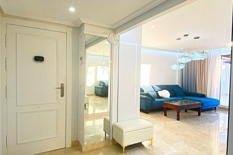 Penthouse for sale Estepona, Malaga, Spain 2 bedrooms, 97 sq.m. No. 109725 - photo 10