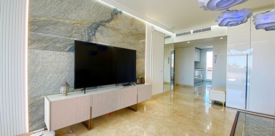 Penthouse Estepona, Malaga, Spain 2 bedrooms, 97 sq.m. No. 109725