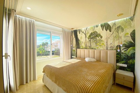 Penthouse for sale Estepona, Malaga, Spain 2 bedrooms, 97 sq.m. No. 109725 - photo 8