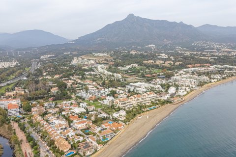 Huvila myytävänä Marbella, Malaga, Espanja, 4 makuuhuonetta, 434 m2 No. 109732 - kuva 4
