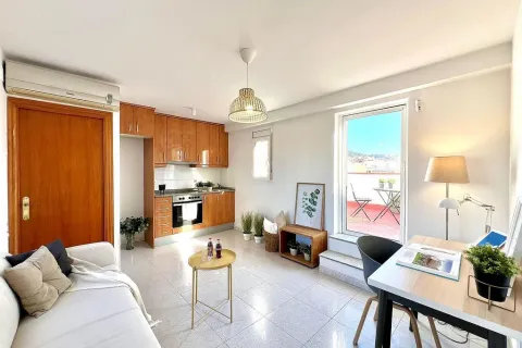 Huoneisto myytävänä Barcelona, Espanja, 1 makuuhuone, No. 141143 - kuva 2