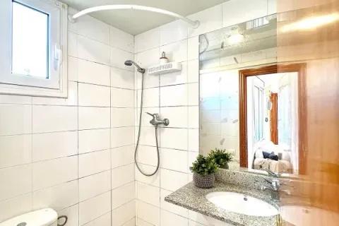 Huoneisto myytävänä Barcelona, Espanja, 1 makuuhuone, No. 141143 - kuva 19