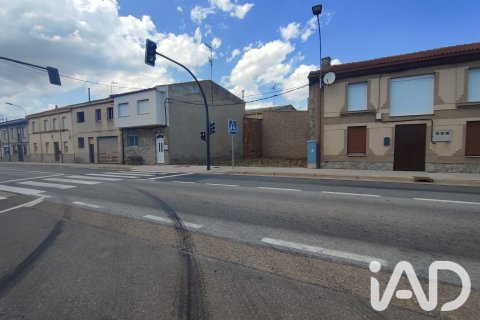 Land plot à vendre à Santa Marina del Rey, Leon, Espagne, 111 m2 No. 194362 - photo 3