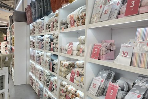 Commercial property en Espagne 571 m2 No. 151915