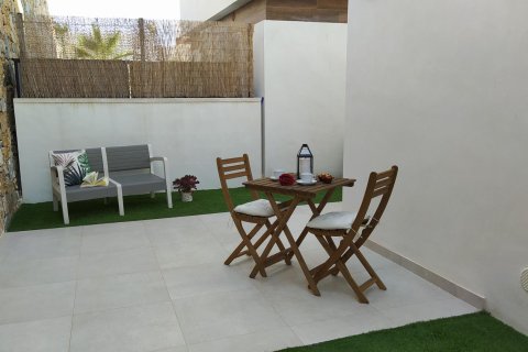 Villa for sale Villamartin, Alicante, Spain 3 bedrooms, 185 sq.m. No. 137077 - photo 10