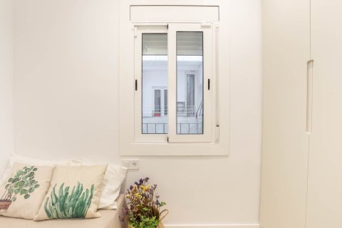 Apartamento en venta en Barcelona, España 3 dormitorios, 54 m2 No. 140742 - foto 26