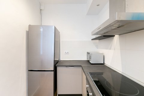 Apartment à vendre à Barcelona, Espagne, 2 chambres, 68 m2 No. 140741 - photo 8