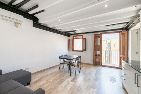 Apartment à vendre à Barcelona, Espagne, 2 chambres, 73 m2 No. 140743 - photo 2