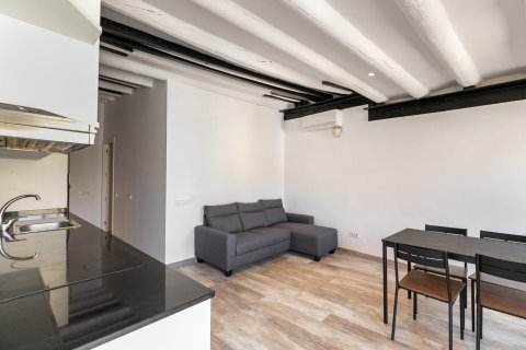 Apartment à vendre à Barcelona, Espagne, 2 chambres, 73 m2 No. 140743 - photo 7
