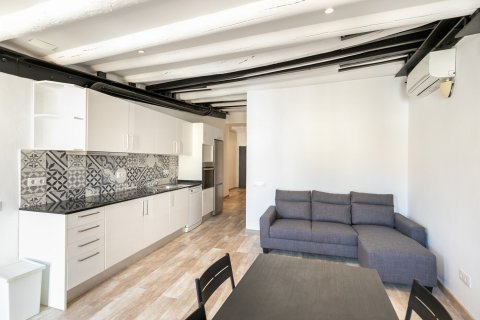 Apartment à vendre à Barcelona, Espagne, 2 chambres, 73 m2 No. 140743 - photo 5