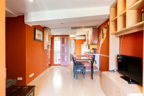 Apartment à vendre à Barcelona, Espagne, 2 chambres, 51 m2 No. 140744 - photo 5