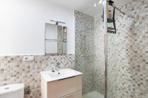 Apartment à vendre à Barcelona, Espagne, 2 chambres, 51 m2 No. 140744 - photo 16