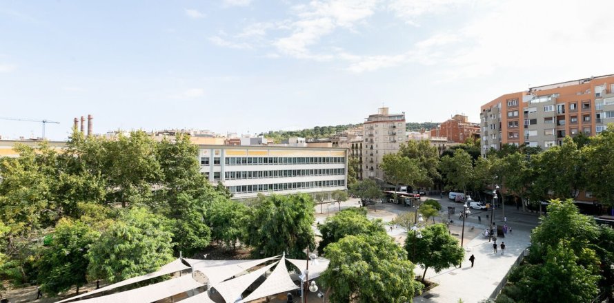 Apartment à Barcelona, Espagne 2 chambres, 51 m2 No. 140744