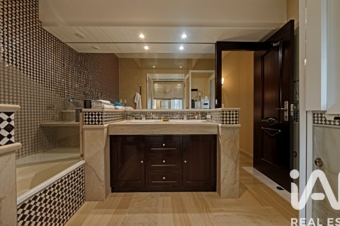 Lägenhet till salu i San Fernando, Cadiz, Spanien 4 sovrum, 384 kvm. Nr. 152880 - foto 29