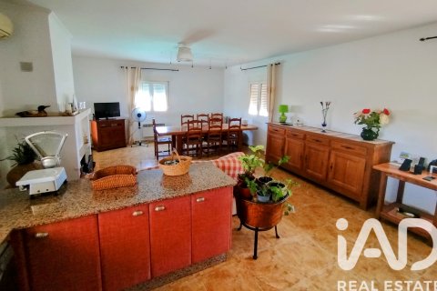 House for sale in Sorbas, Almeria, Spain 6 bedrooms, 268 sq.m. No. 152881 - photo 9