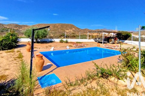 House for sale in Sorbas, Almeria, Spain 6 bedrooms, 268 sq.m. No. 152881 - photo 5