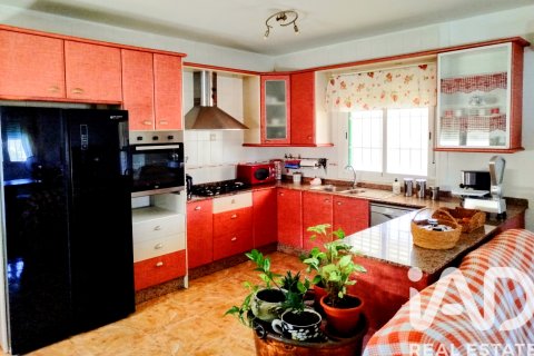 House for sale in Sorbas, Almeria, Spain 6 bedrooms, 268 sq.m. No. 152881 - photo 8