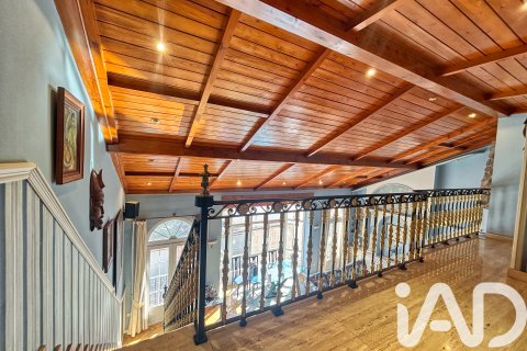 Продажа виллы в Вильяканас, Толедо, Испания 4 спальни, 314м2 №152878 - фото 9