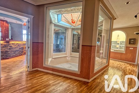 Продажа виллы в Вильяканас, Толедо, Испания 4 спальни, 314м2 №152878 - фото 7