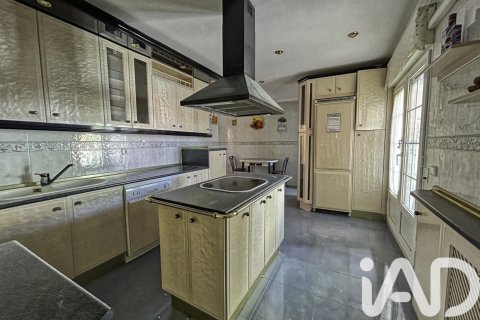 Продажа виллы в Вильяканас, Толедо, Испания 4 спальни, 314м2 №152878 - фото 14