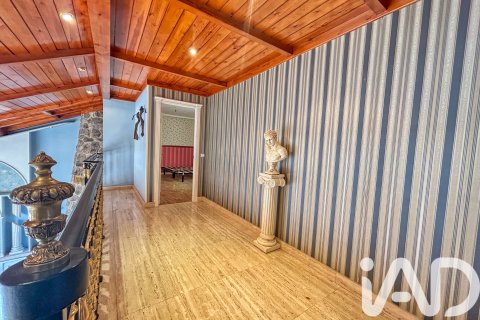 Продажа виллы в Вильяканас, Толедо, Испания 4 спальни, 314м2 №152878 - фото 22