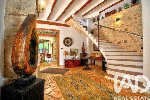 Продажа виллы в Валенсия, Испания 3 спальни, 216м2 №152883 - фото 2