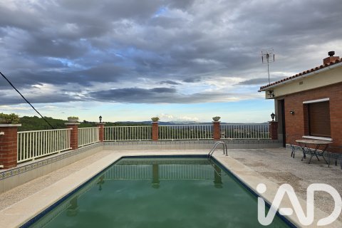 Talo myytävänä Font-rubi, Barcelona, Espanja, 7 makuuhuonetta, 121 m2 No. 152882 - kuva 30