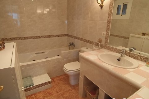 Talo myytävänä Font-rubi, Barcelona, Espanja, 7 makuuhuonetta, 121 m2 No. 152882 - kuva 21