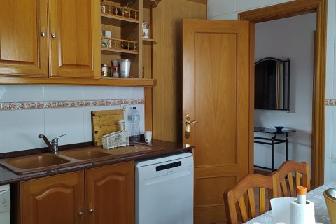 Talo myytävänä Font-rubi, Barcelona, Espanja, 7 makuuhuonetta, 121 m2 No. 152882 - kuva 14