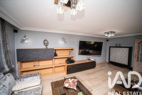 Talo myytävänä San Andres del Rabanedo, Leon, Espanja, 5 makuuhuonetta, 481 m2 No. 152879 - kuva 14