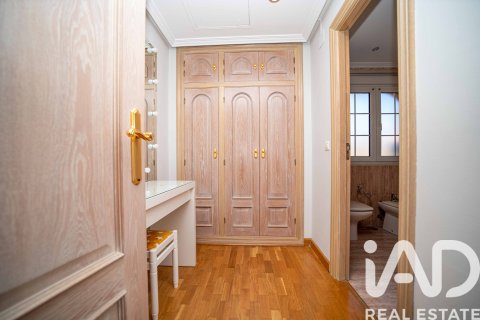 Talo myytävänä San Andres del Rabanedo, Leon, Espanja, 5 makuuhuonetta, 481 m2 No. 152879 - kuva 25