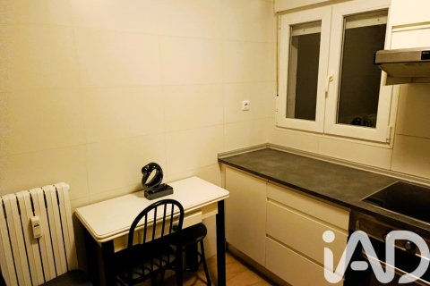 Продажа квартиры в Сарагоса, Испания 3 спальни, 97м2 №152710 - фото 13