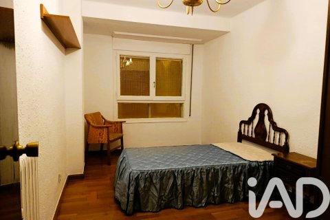 Продажа квартиры в Сарагоса, Испания 3 спальни, 97м2 №152710 - фото 7