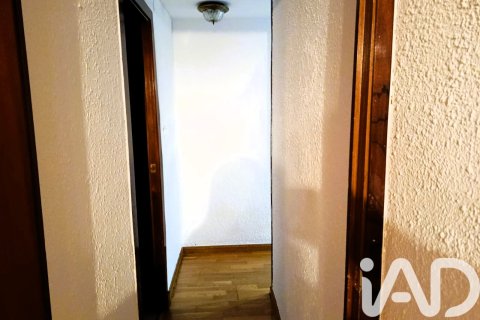 Продажа квартиры в Сарагоса, Испания 3 спальни, 97м2 №152710 - фото 20