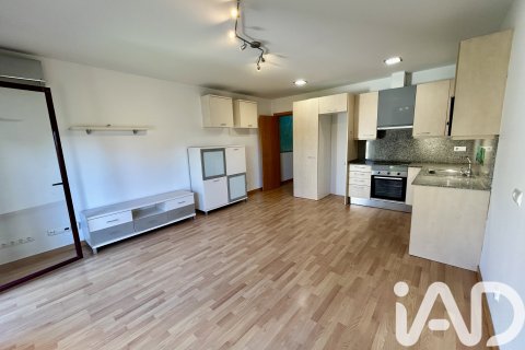 Apartamento en venta en Caldes de Montbui, Barcelona, España 1 dormitorio, 53 m2 No. 152715 - foto 2