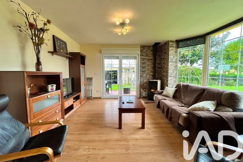 Dom w Valdovino, A Coruna, Hiszpania 5 sypialni, 250 mkw. nr 152711 – zdjęcie 11