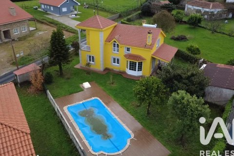 Dom w Valdovino, A Coruna, Hiszpania 5 sypialni, 250 mkw. nr 152711 – zdjęcie 4