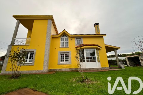 Casa a Valdovino, A Coruna, Spagna 5 camere da letto, 250 mq. N° 152711