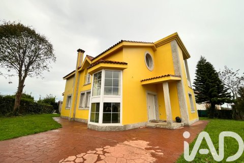 Dom w Valdovino, A Coruna, Hiszpania 5 sypialni, 250 mkw. nr 152711 – zdjęcie 22