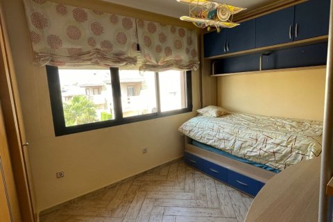 Villa till salu i Villamartin, Alicante, Spanien 4 sovrum, 134 kvm. Nr. 136981 - foto 14