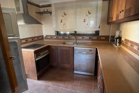 Villa till salu i Villamartin, Alicante, Spanien 4 sovrum, 134 kvm. Nr. 136981 - foto 10