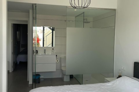 Apartamento en venta Villamartin, Alicante, España 2 dormitorios,  No. 136979 - foto 9