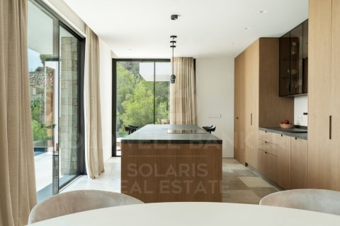 House for sale in Javea, Alicante, Spain 5 bedrooms, 380 sq.m. No. 157207 - photo 16