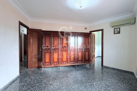 Продажа пентхауса в Валенсия, Испания 4 спальни, 180м2 №157205 - фото 17