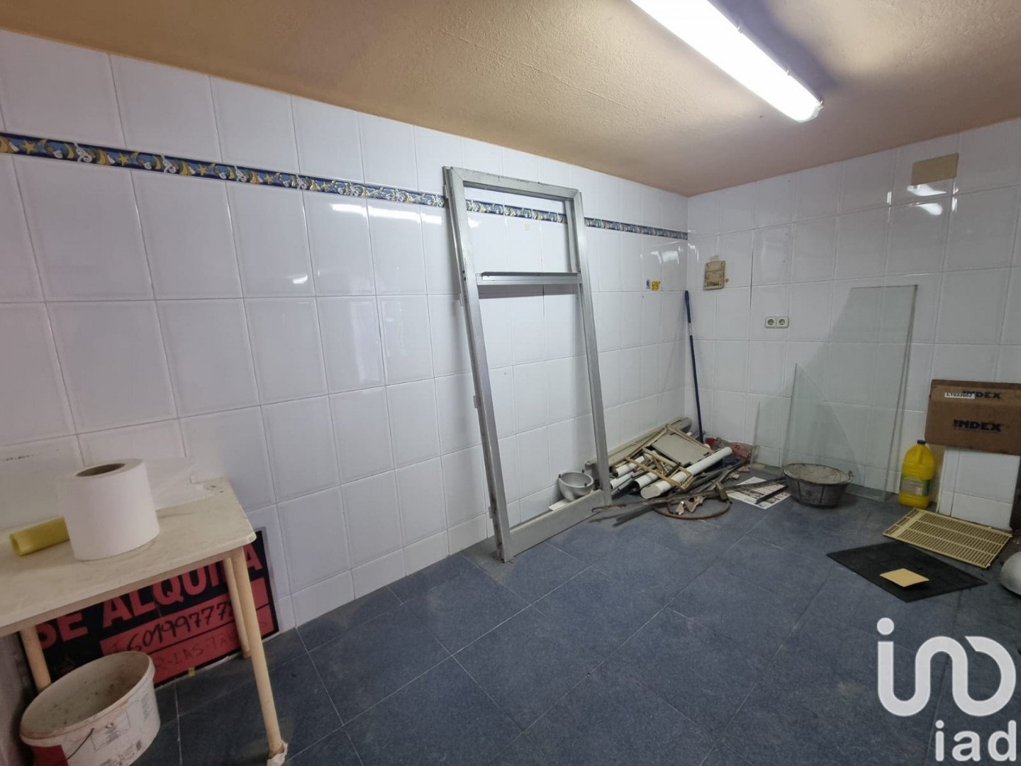 Liikekiinteistö Les Roquetes, Barcelona, Espanja 41 m2 No. 185656