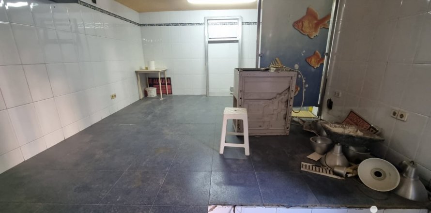 Lokal usługowy w Les Roquetes, Barcelona, Hiszpania 41 mkw. nr 185656