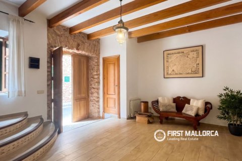 Finca vuokrattavana Santa Maria Del Cami, Mallorca, Espanja, 6 makuuhuonetta, 373 m2 No. 186964 - kuva 2
