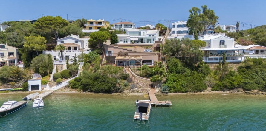Villa a Mahon, Menorca, Spagna 4 camere da letto, 182 mq. N° 191916